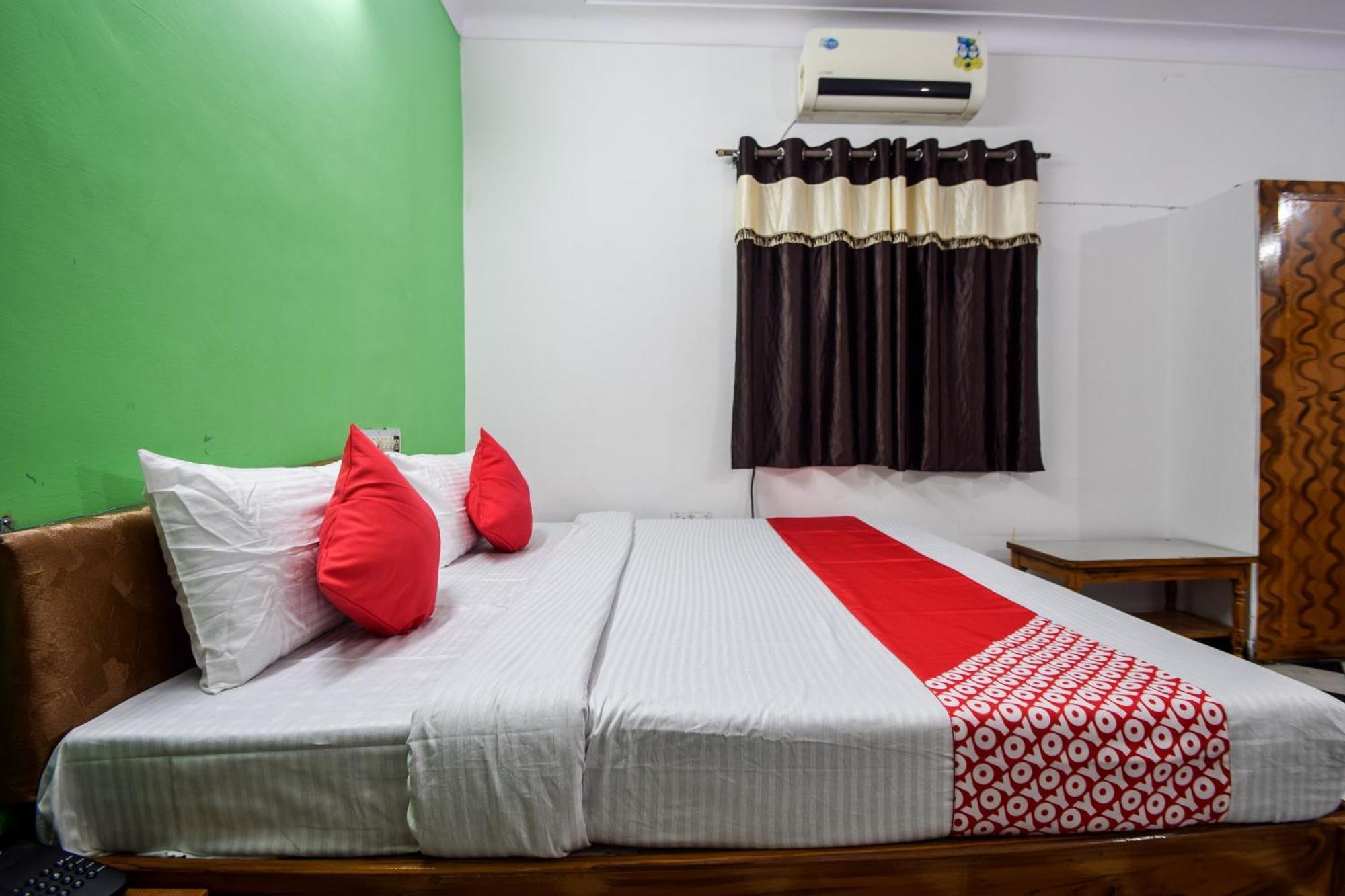 Hotel O Vip Udaipur Exteriör bild
